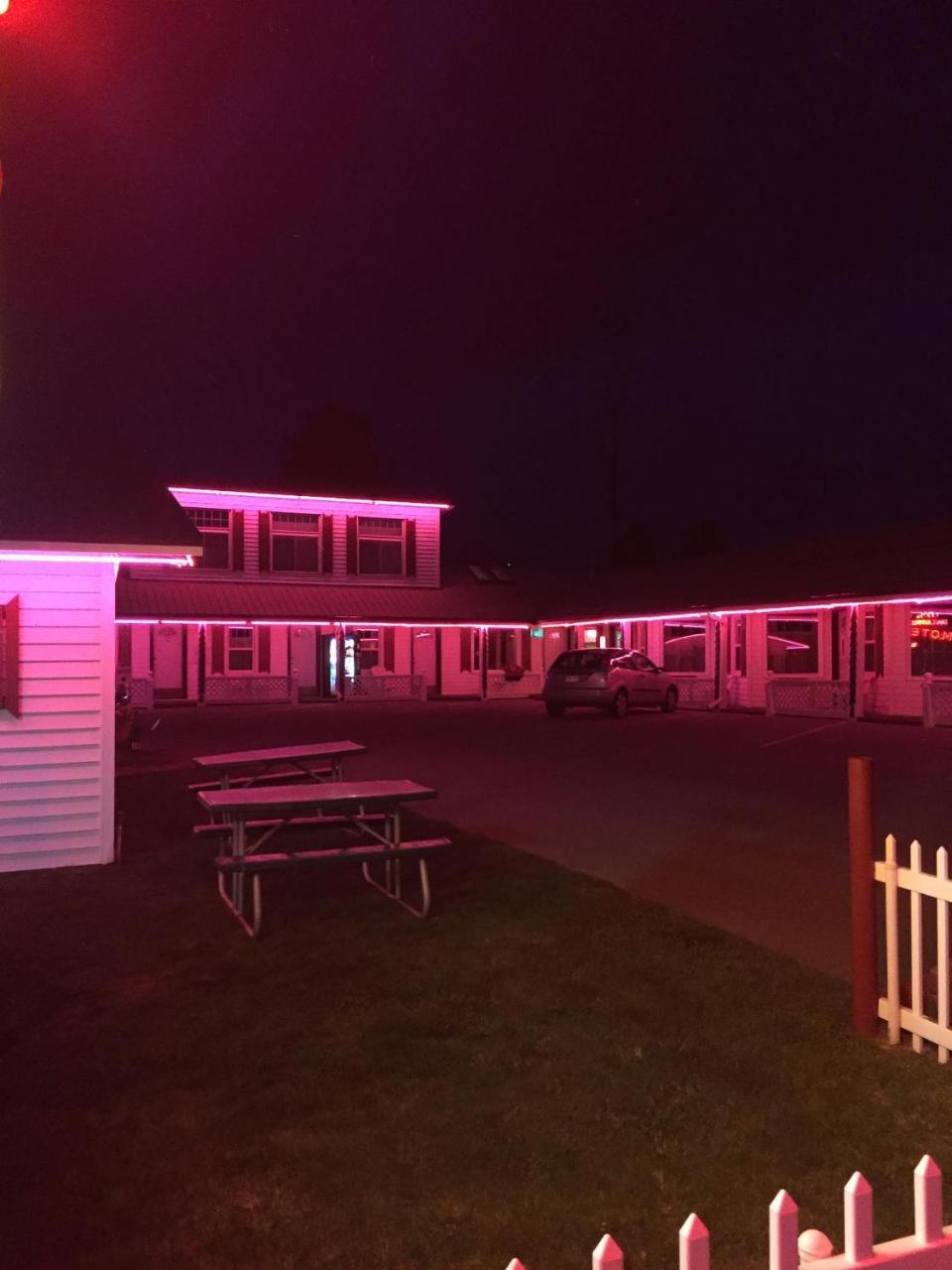Trail Riders Motel Granby Zewnętrze zdjęcie